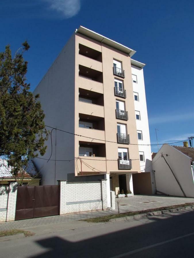 Apartman Pampas Osijek- SELF CHECK-IN Bagian luar foto